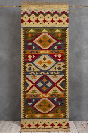 Hayir Hand-Knotted  Rug (6ft x 2ft)