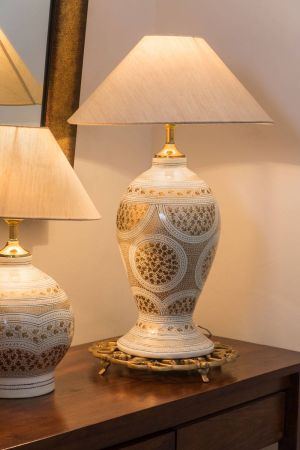 Regal Table Lamp